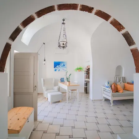 Spitia Tzitzi Imerovigli (Santorini)