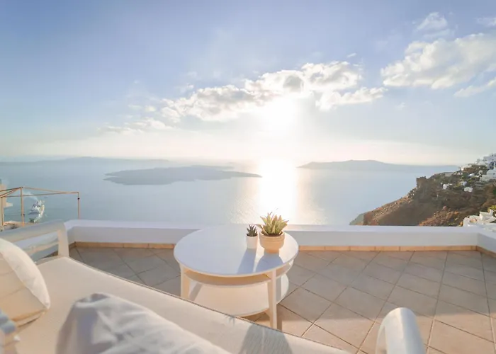 Spitia Tzitzi * Imerovigli (Santorini)