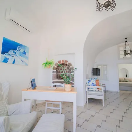 Apartment Spitia Tzitzi Imerovigli (Santorini)