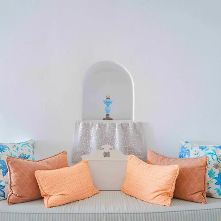 Spitia Tzitzi Apartment Imerovigli (Santorini)