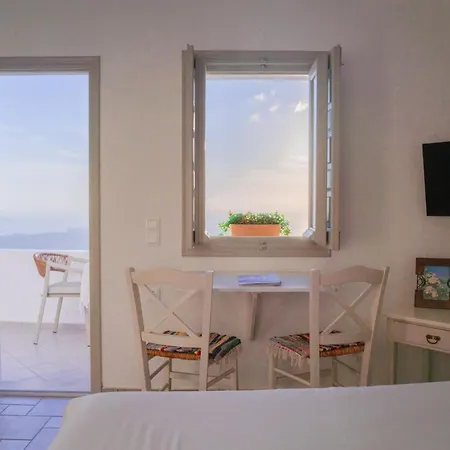 Apartment Spitia Tzitzi *