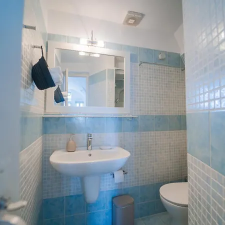 Apartment Spitia Tzitzi *