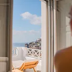 Spitia Tzitzi * Imerovigli (Santorini)